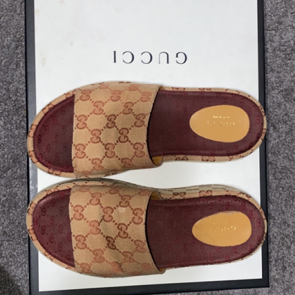 Gucci sandal